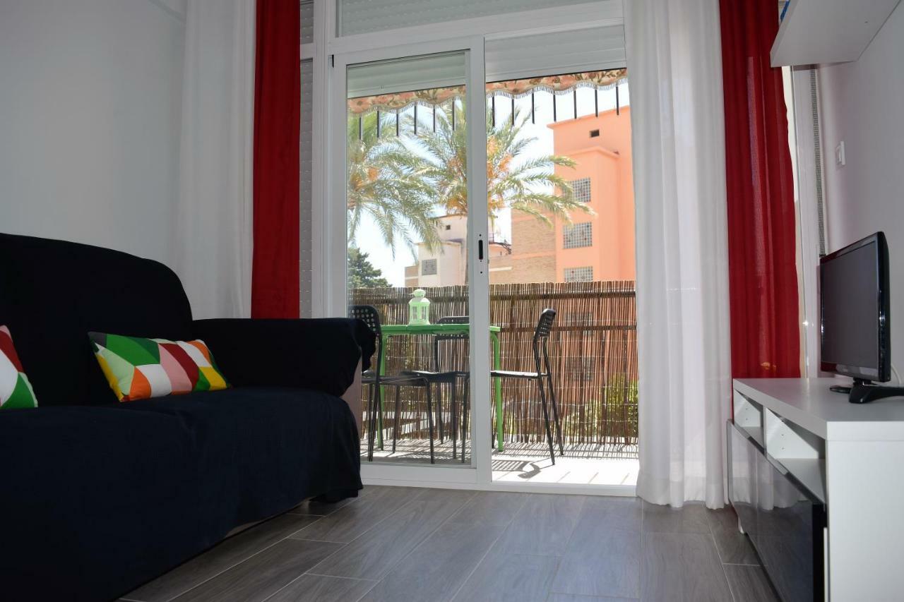 Apartamento Flamingo Beach ベナルマデナ エクステリア 写真